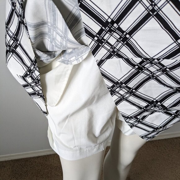 LizGolf - White / Black Pleated Golf Skort - Size 6 - Picture 7 of 8